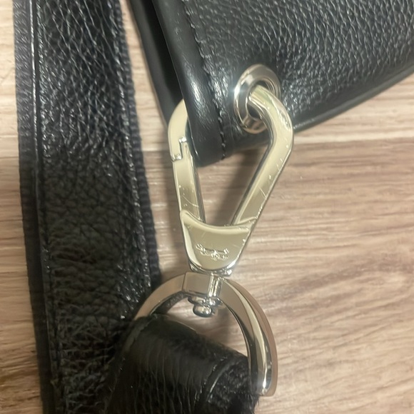 Almost brand new Longchamp messenger bag. - Picture 5 of 5